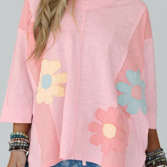B295 Pink Flower Patched Exposed Seam 3/4 Sleeve Top - Picture 1 of 9